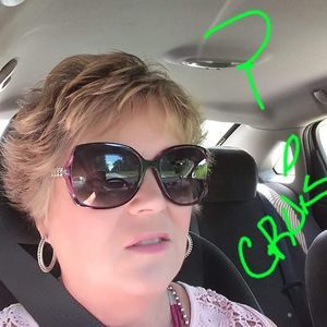 Meet your Posher, Beverly